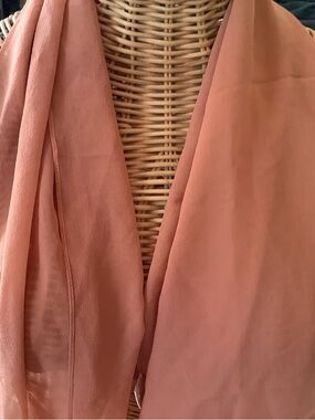 💚Soft Dusty Rose/ tan Scarf..100% silk